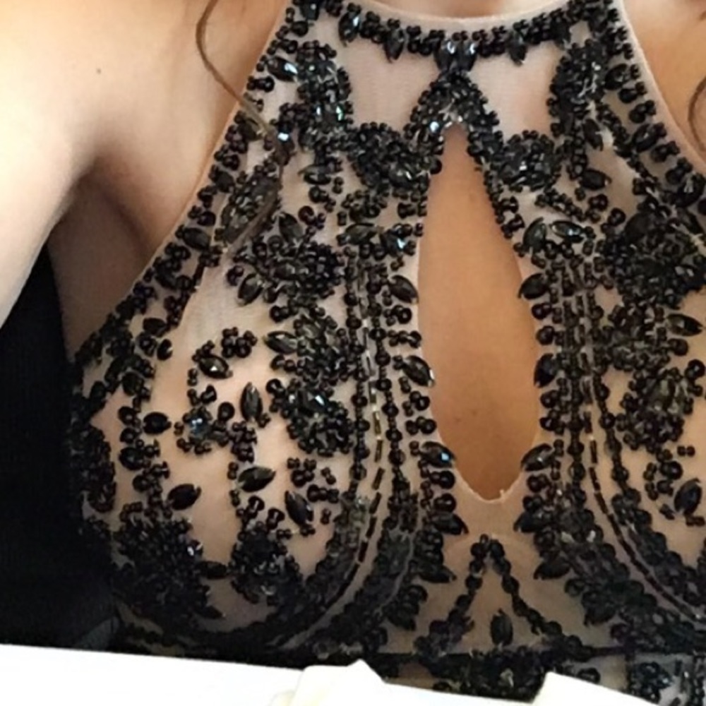 Prom Dress - Picture 2 of 4